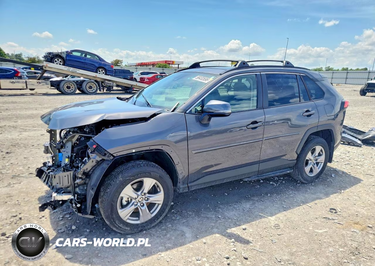 2025 Toyota Rav4 Xle – zdjęcie 1 z 14