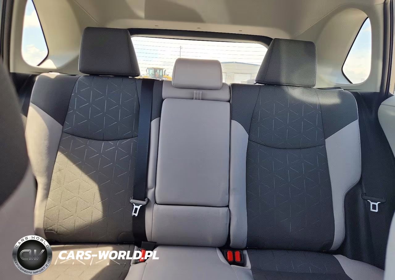 2025 Toyota Rav4 Xle VIN:2T3P1RFV8SW572645 - 10