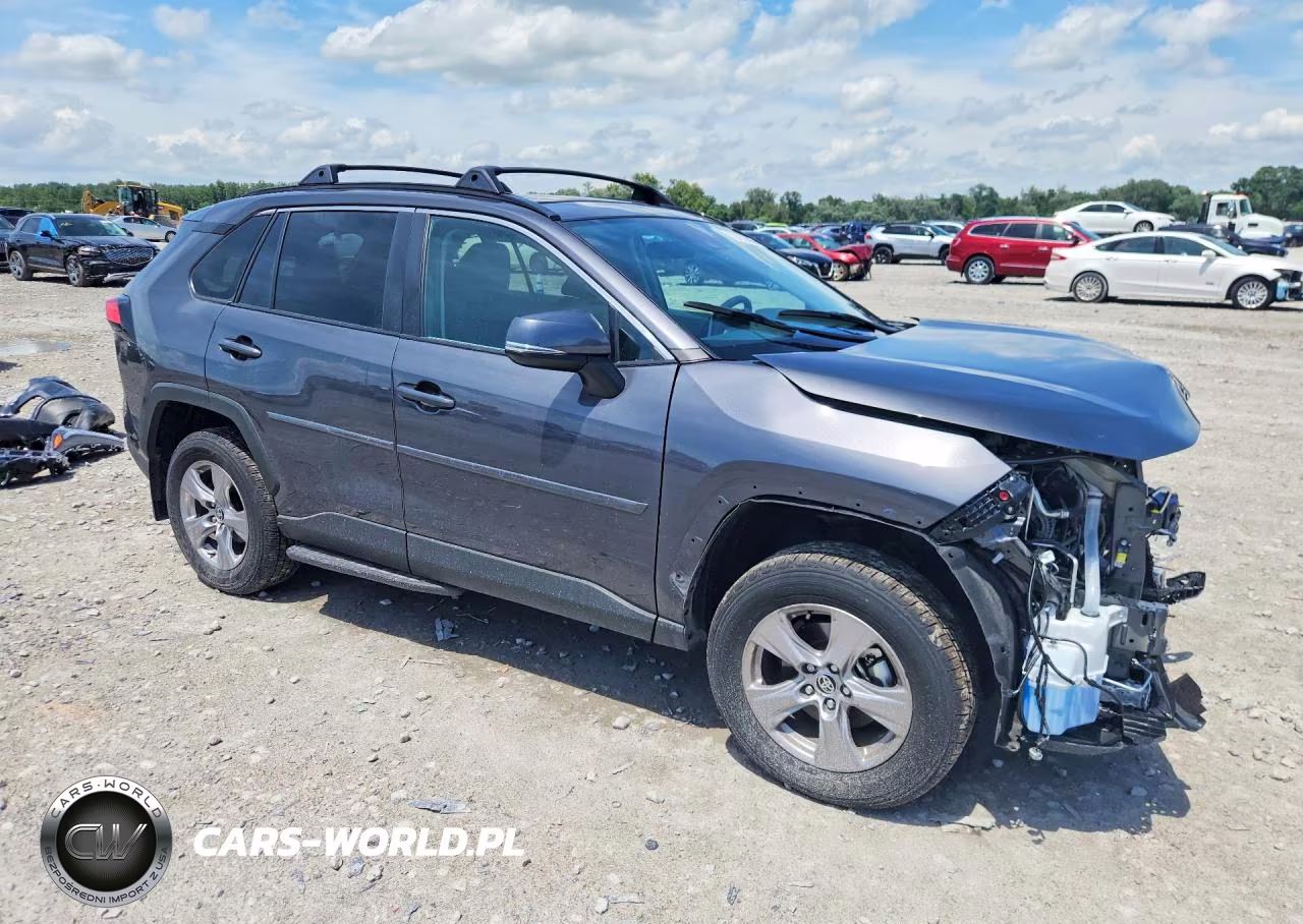 2025 Toyota Rav4 Xle VIN:2T3P1RFV8SW572645 - 4