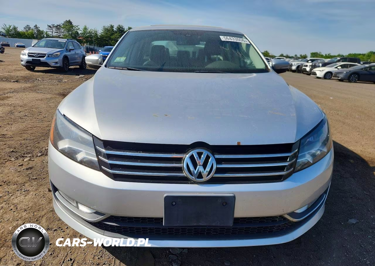 2015 Volkswagen Passat Se VIN:1VWBT7A34FC004428 - 5
