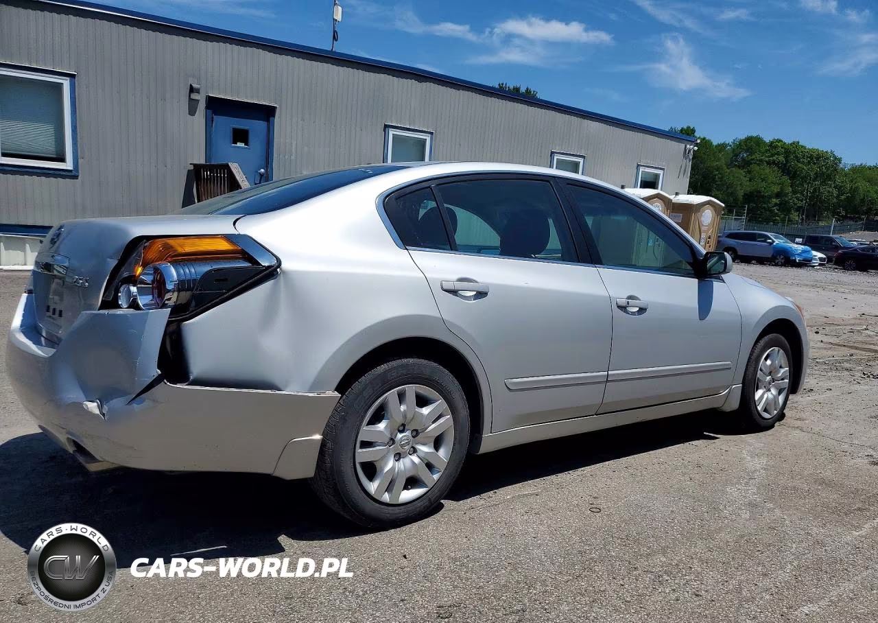 2012 Nissan Altima 2.5 VIN:1N4AL2AP8CN579710 - 3