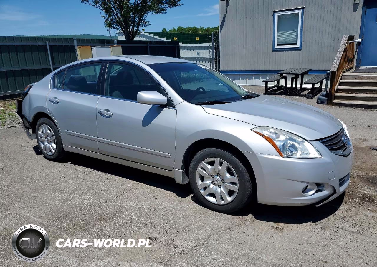 2012 Nissan Altima 2.5 VIN:1N4AL2AP8CN579710 - 4