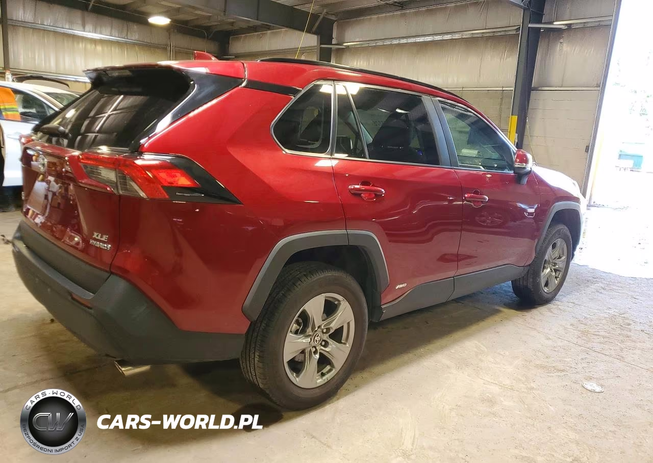 2024 Toyota Rav4 Hybrid Xle VIN:4T3RWRFV3RU147399 - 3