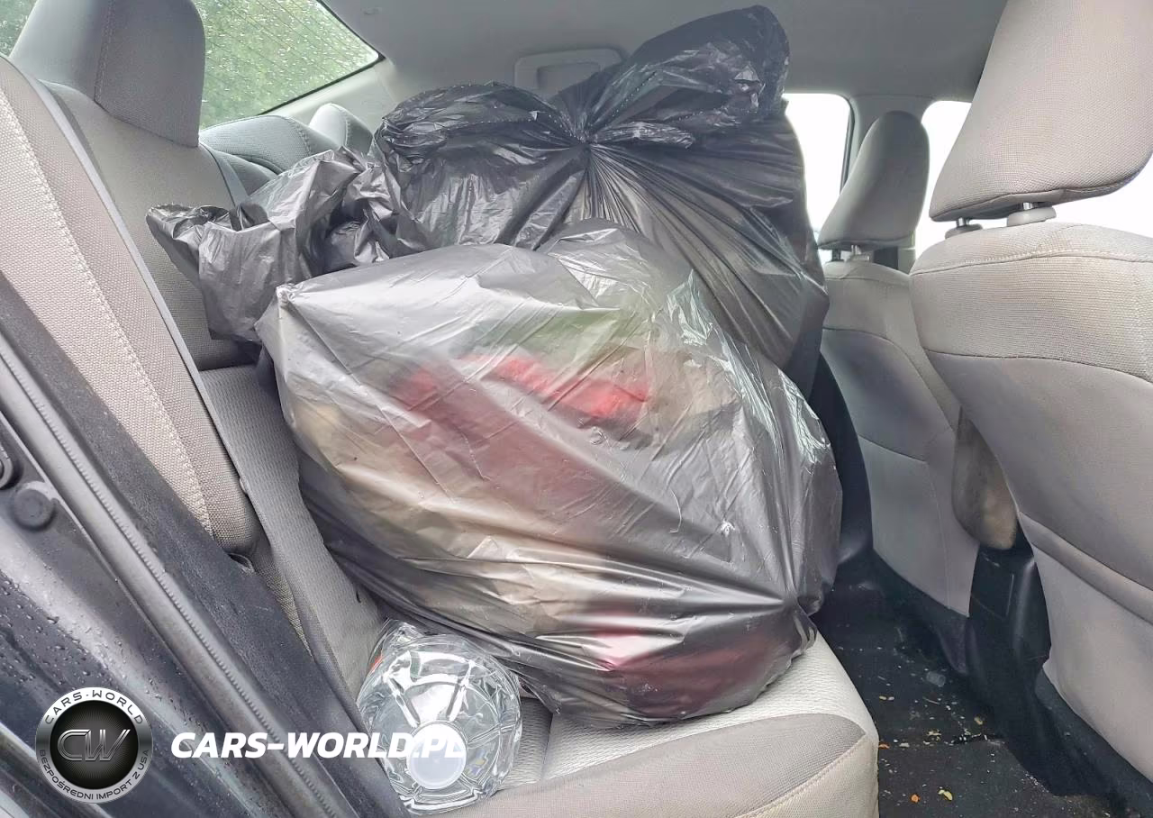 2017 Toyota Corolla Le VIN:5YFBURHE1HP641645 - 10