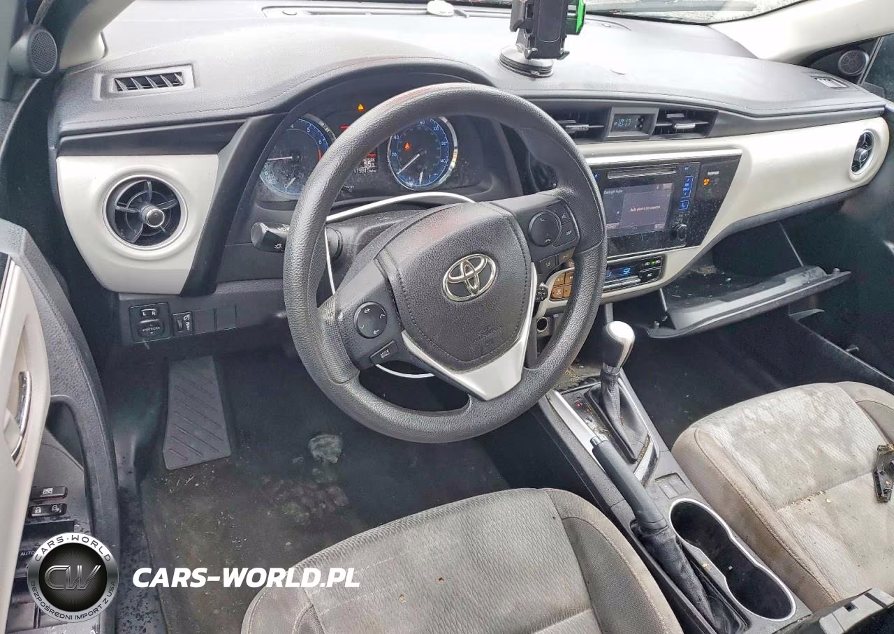 2017 Toyota Corolla Le VIN:5YFBURHE1HP641645 - 8