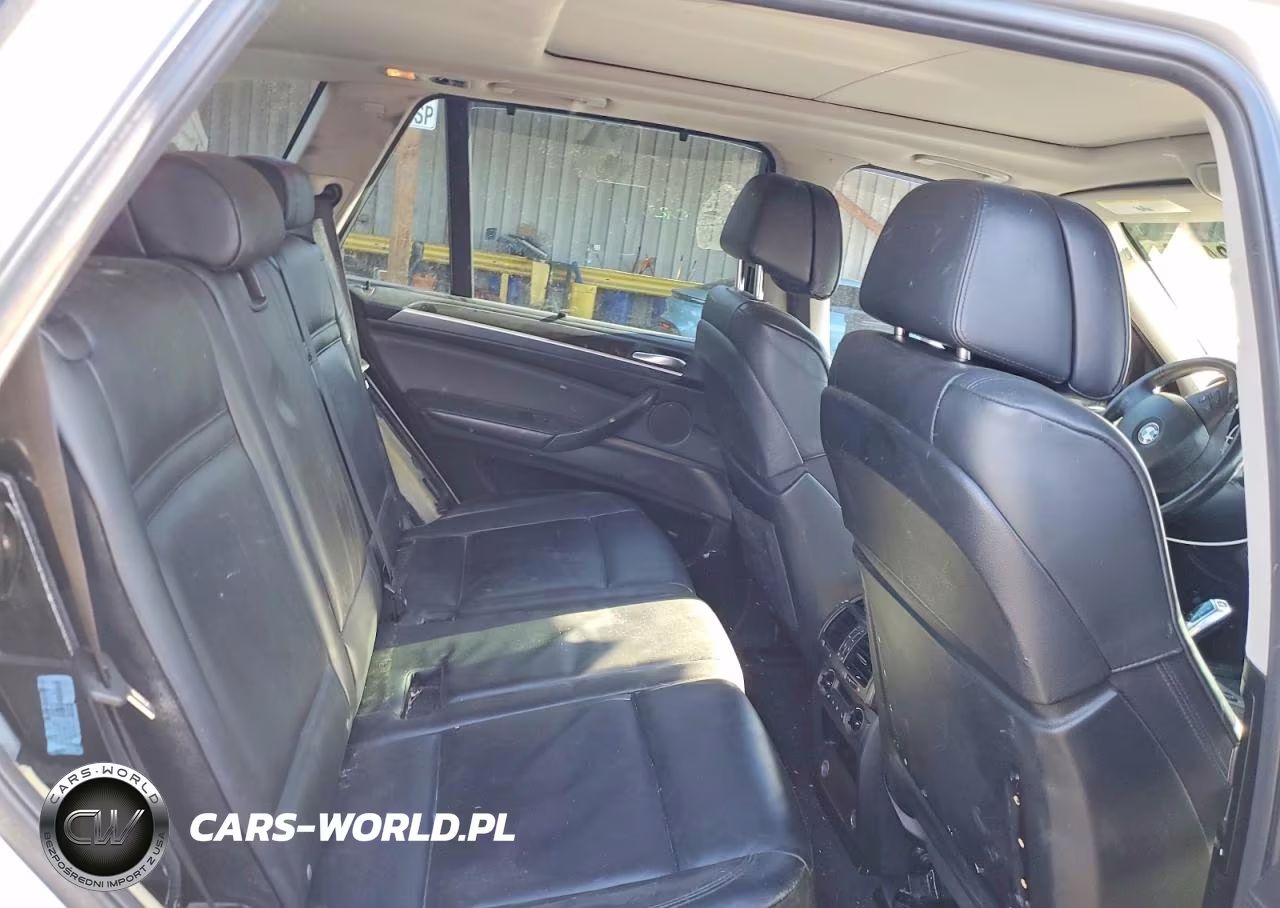 2012 BMW X5 xDrive35D VIN:5UXZW0C53CL668924 - 10