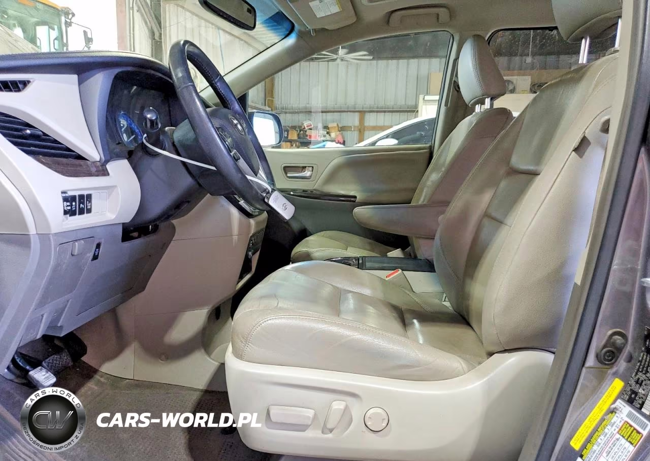 2017 Toyota Sienna Xle 8-Passenger VIN:5TDYZ3DC0HS832185 - 7