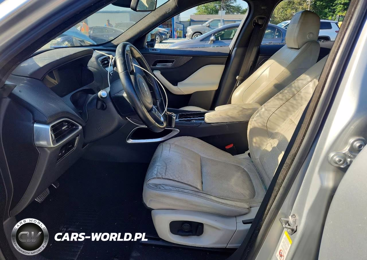 2017 Jaguar F-Pace First Edition VIN:SADCP2BV7HA056461 - 7