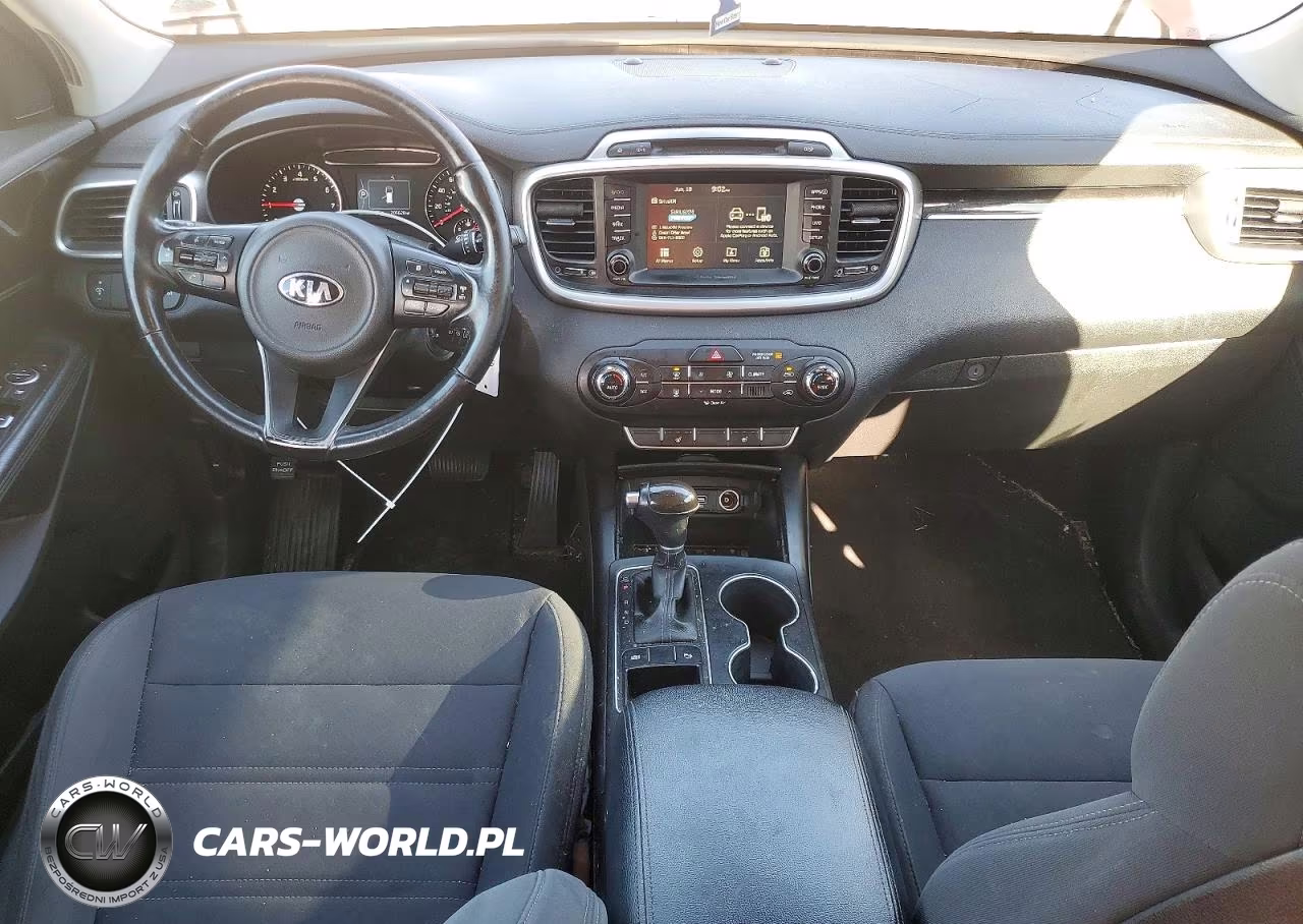 2017 Kia Sorento Lx VIN:5XYPG4A31HG193226 - 8