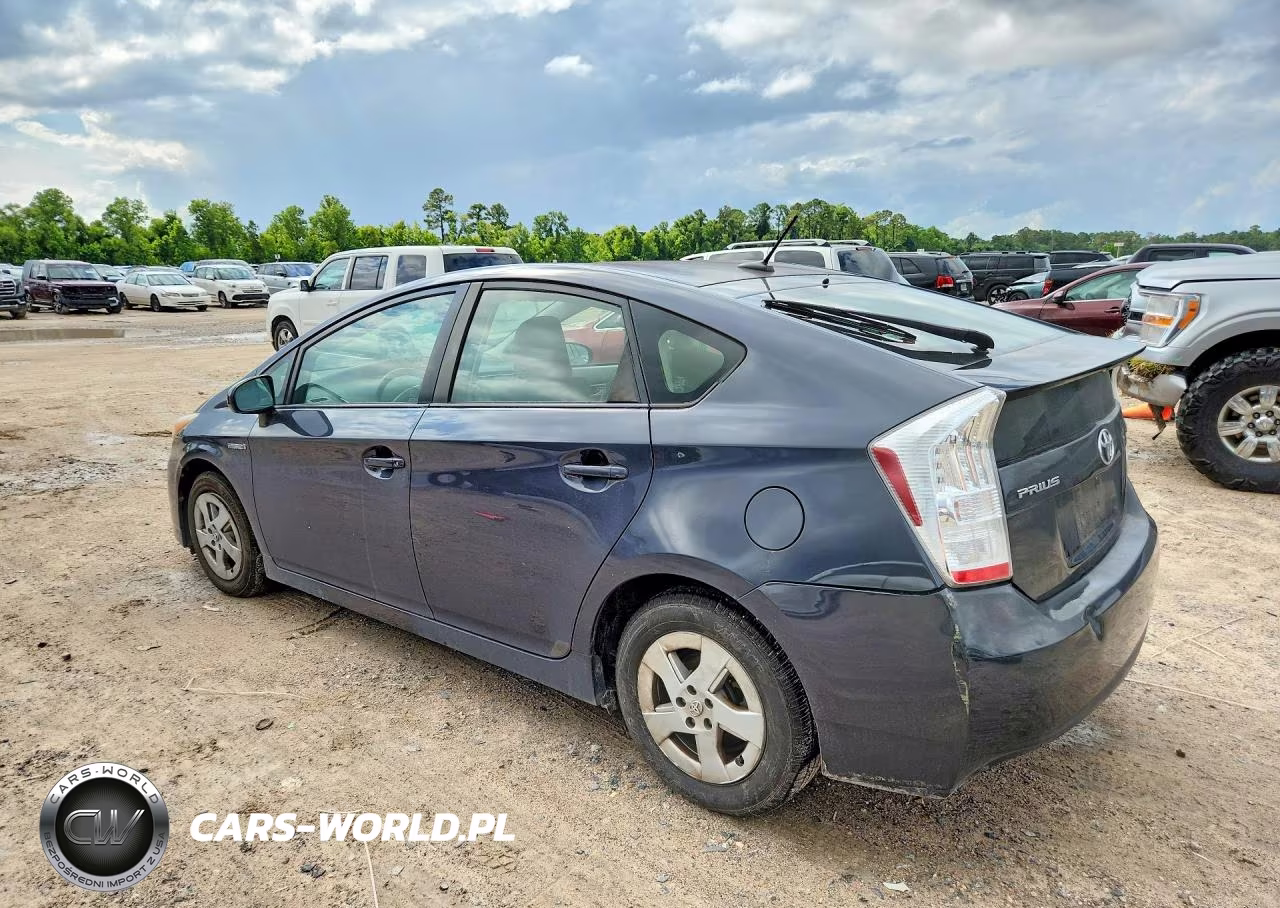 2011 Toyota Prius Two VIN:JTDKN3DU2B1419814 - 2