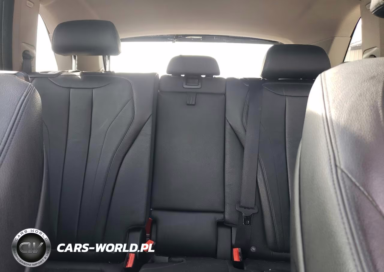 2016 BMW X5 xDrive35I VIN:5UXKR0C50G0P32062 - 10