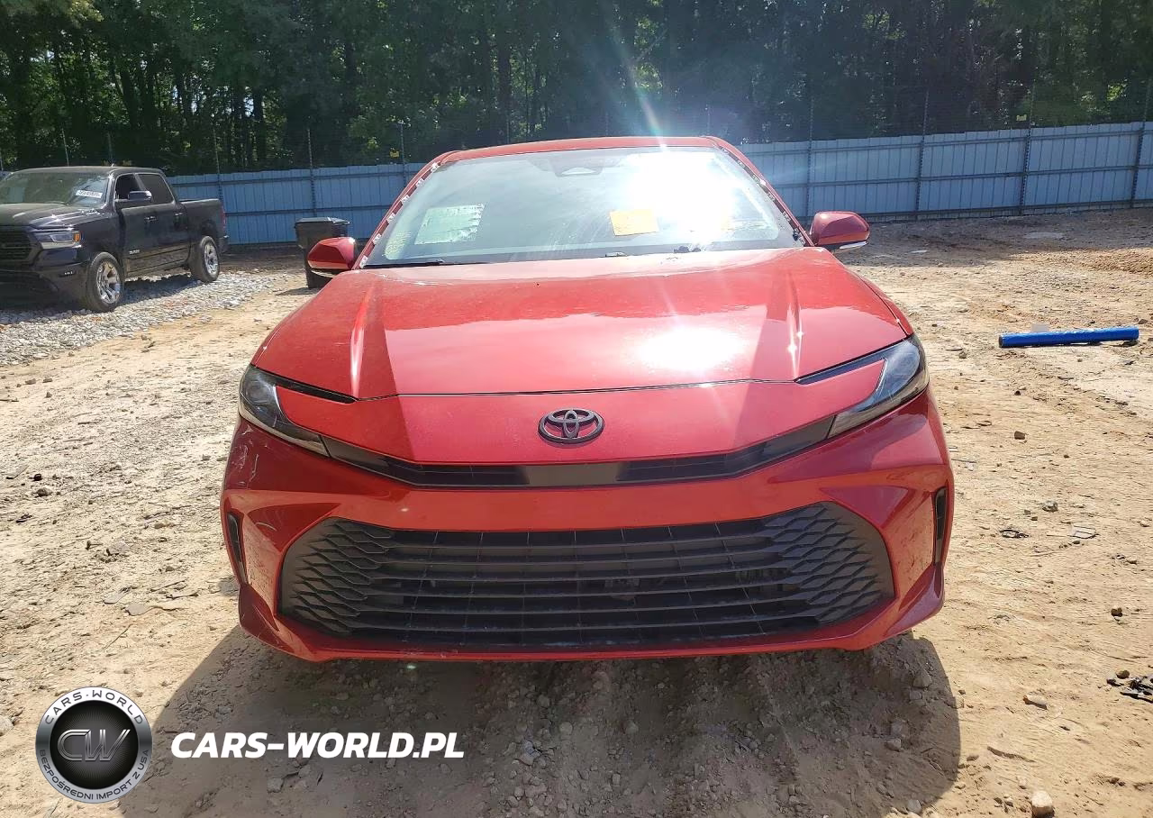 2025 Toyota Camry Le VIN:4T1DAACK0SU123452 - 5