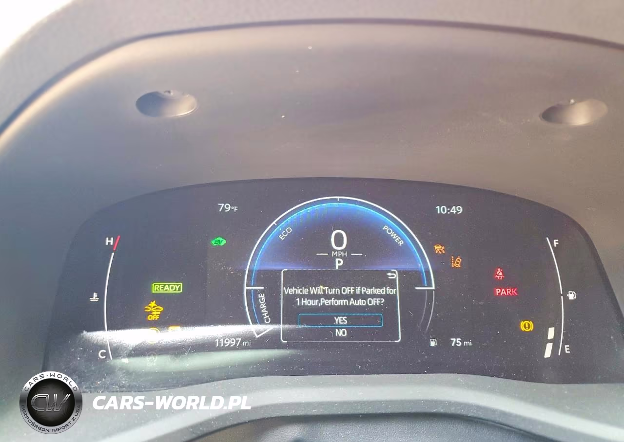 2025 Toyota Camry Le VIN:4T1DAACK0SU123452 - 9