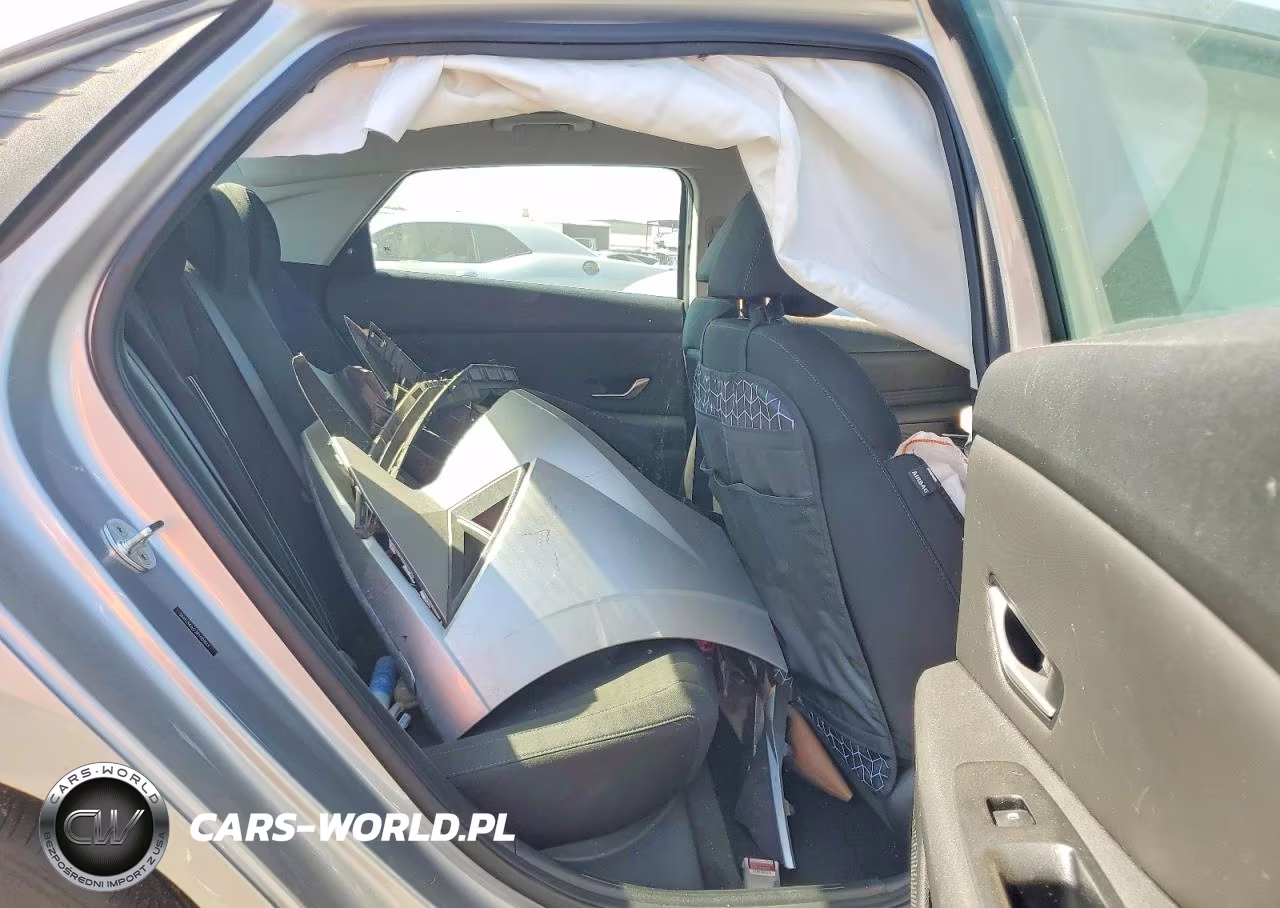 2023 Hyundai Elantra Sel VIN:5NPLS4AG2PH101869 - 10