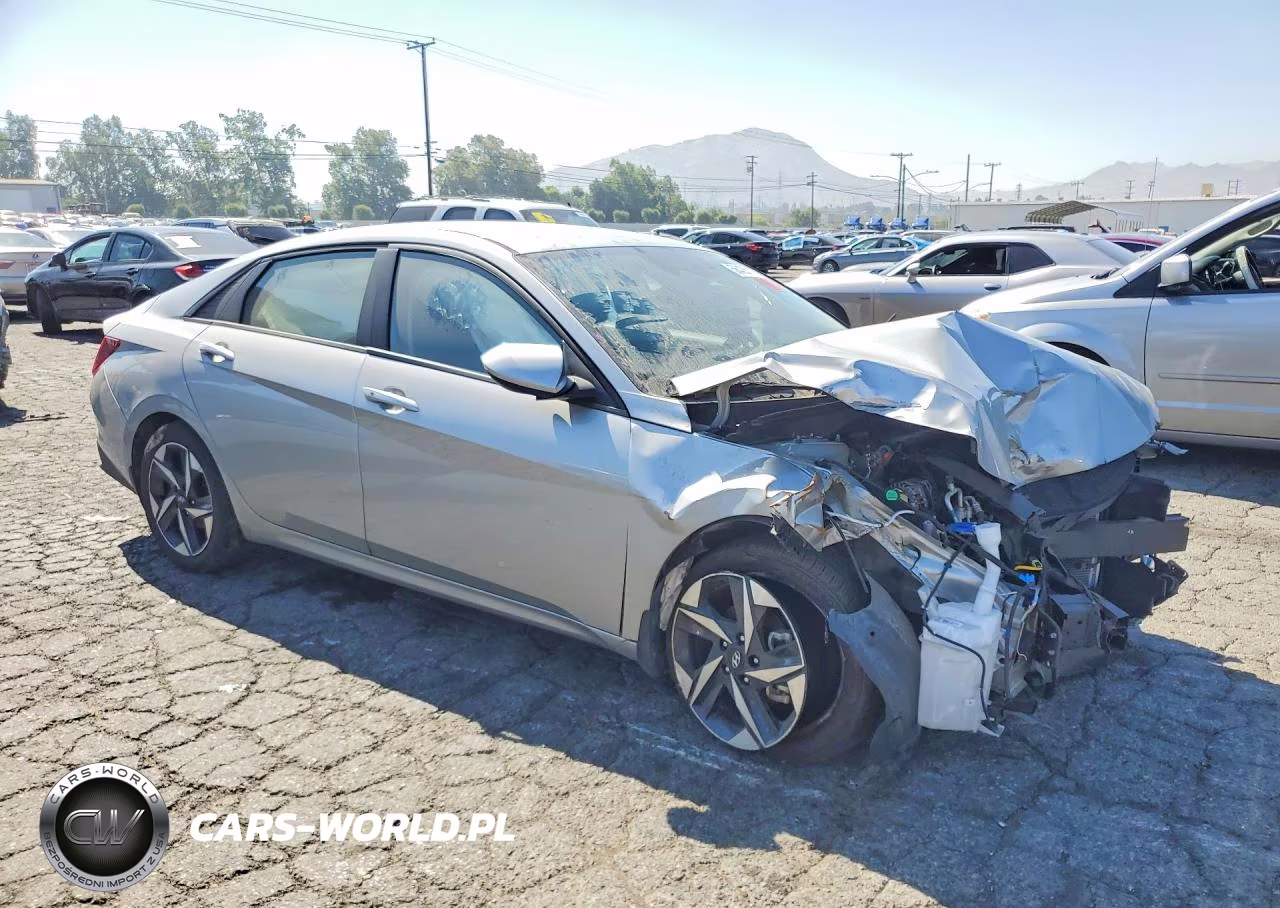 2023 Hyundai Elantra Sel VIN:5NPLS4AG2PH101869 - 4