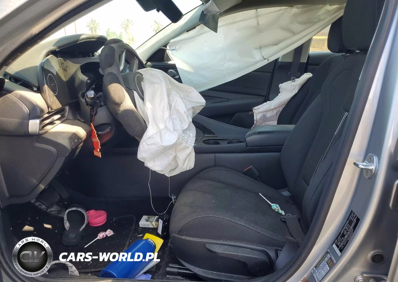 2023 Hyundai Elantra Sel VIN:5NPLS4AG2PH101869 - 7