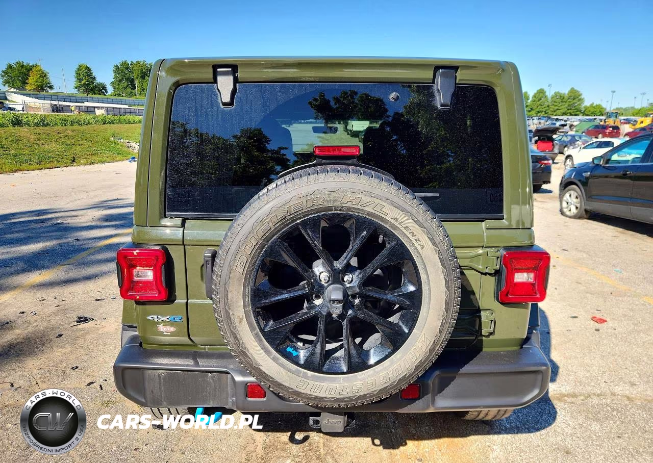 2023 Jeep Wrangler Sahara 4Xe VIN:1C4JJXP68PW556634 - 6