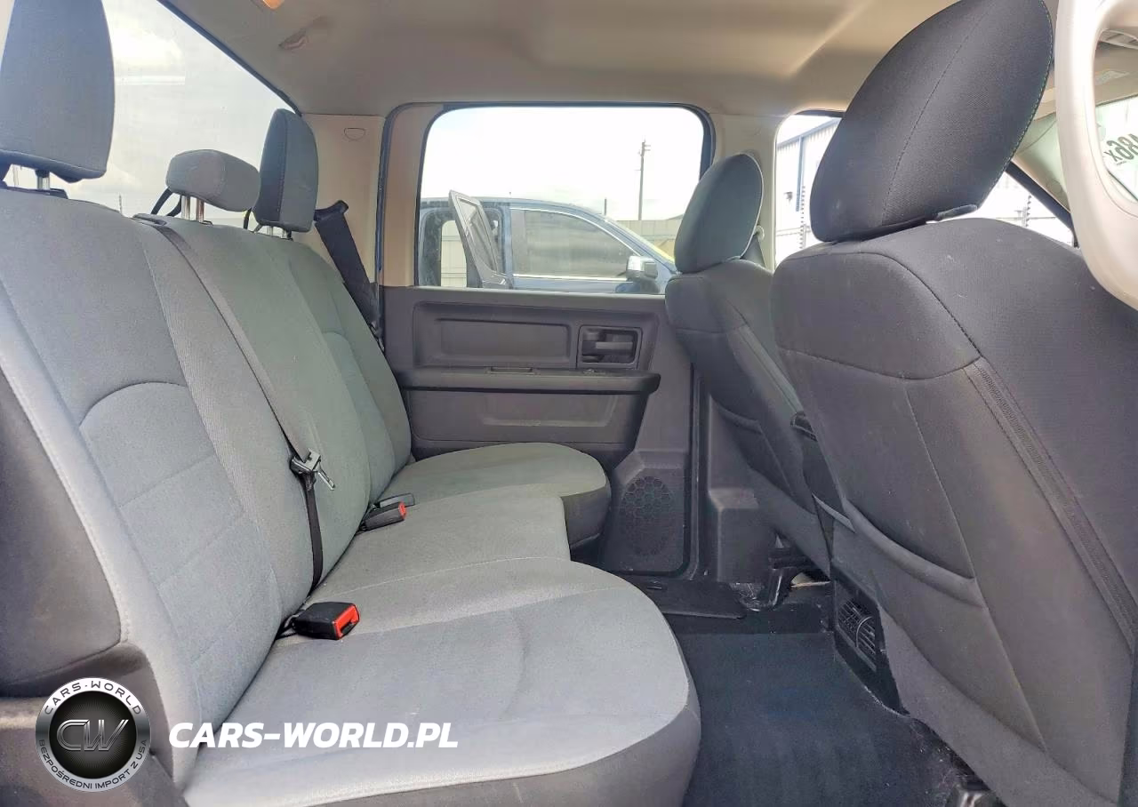 2021 Ram 1500 Classic Tradesman VIN:3C6RR6KT1MG586806 - 10