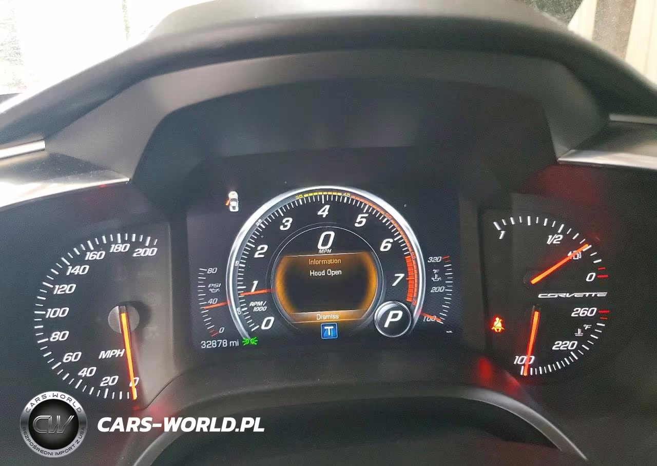 2015 Chevrolet Corvette Stingray 3Lt VIN:1G1YF2D70F5102374 - 9