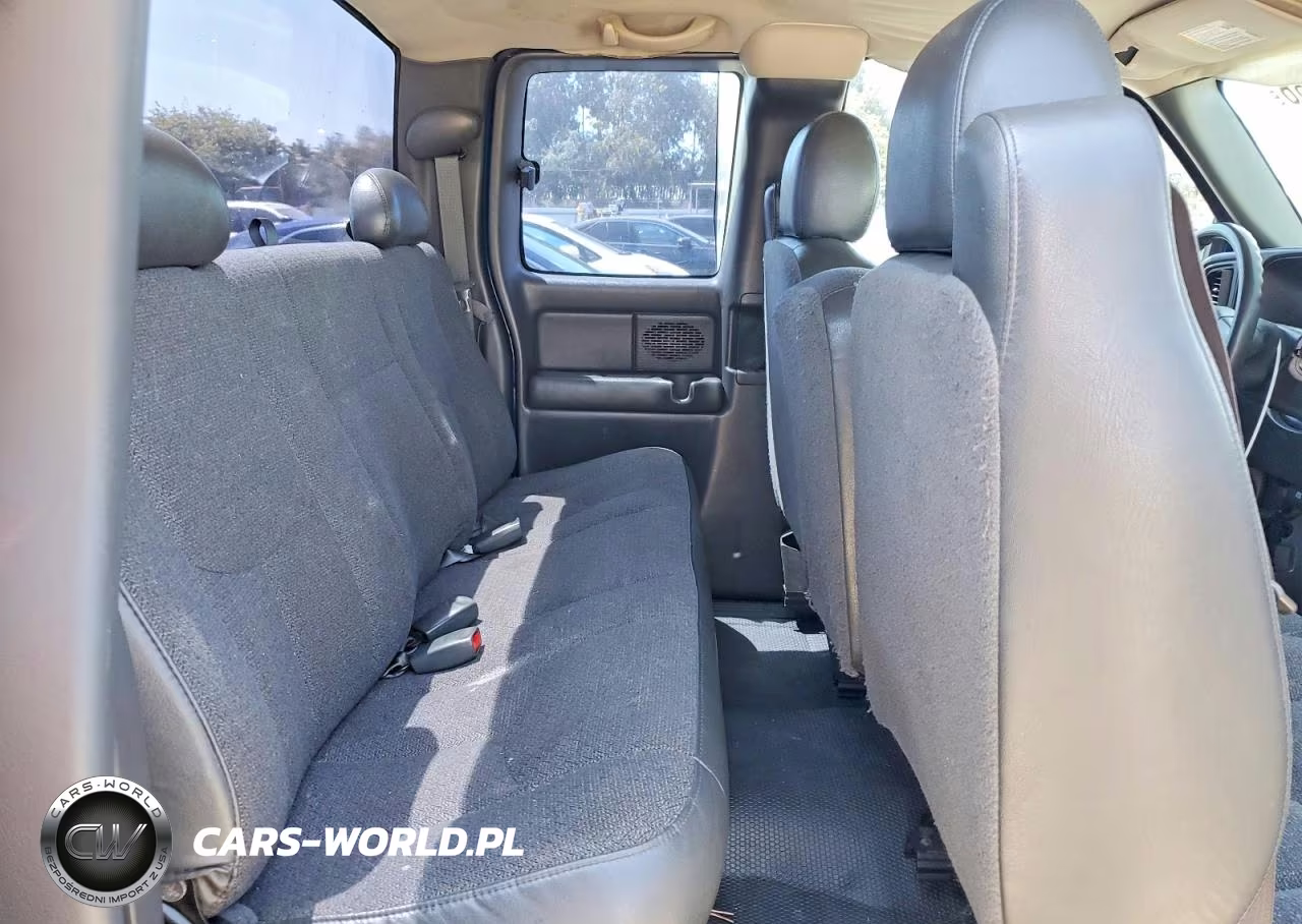 2004 Chevrolet Silverado C1500 VIN:1GCEC19X64Z329970 - 10