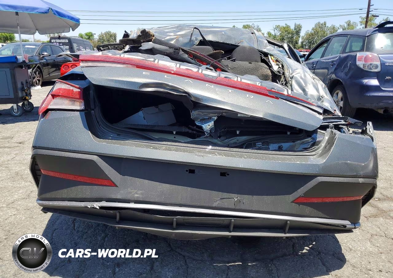 2026 Hyundai Elantra Sel Sport VIN:KMHLM4DG5TU170220 - 6