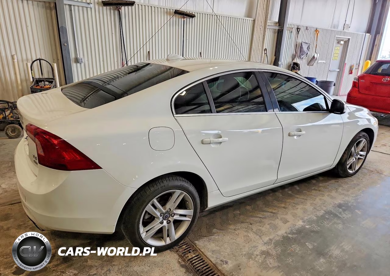 2014 Volvo S60 T5 VIN:YV1612FHXE1291327 - 3