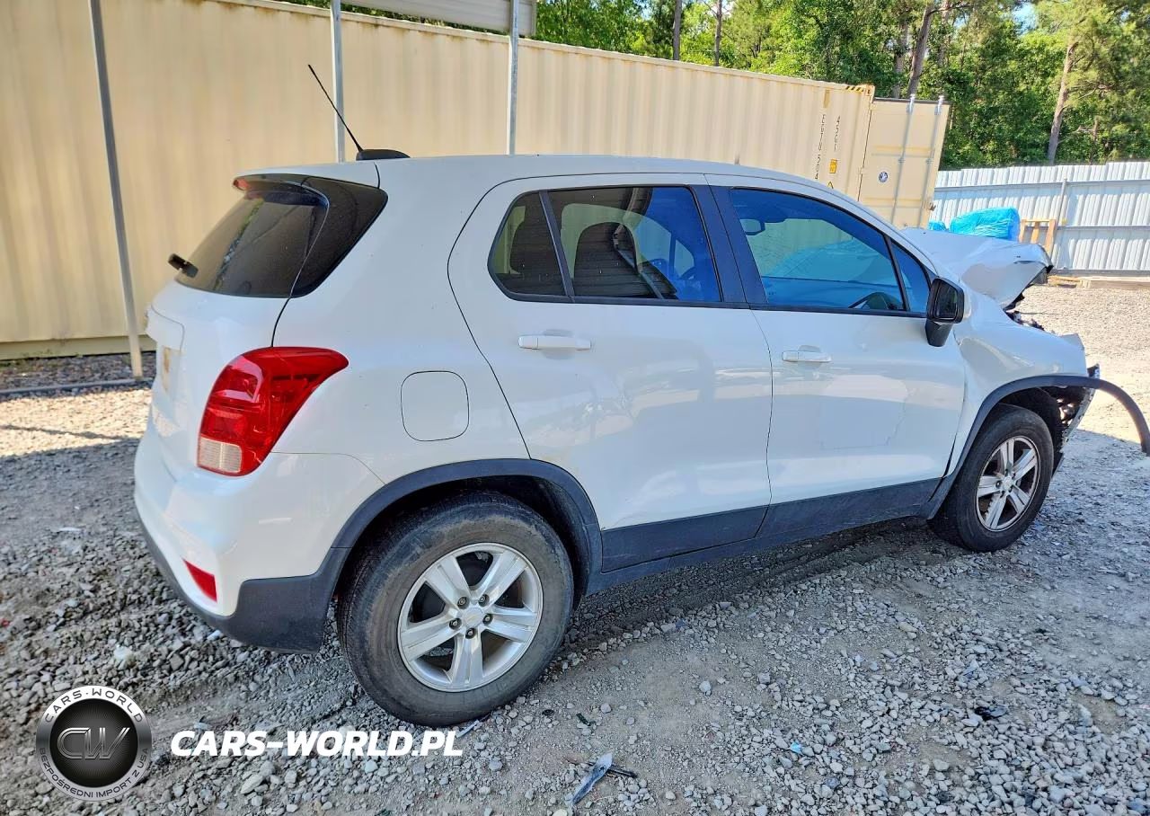 2022 Chevrolet Trax Ls VIN:KL7CJKSM1NB533411 - 3