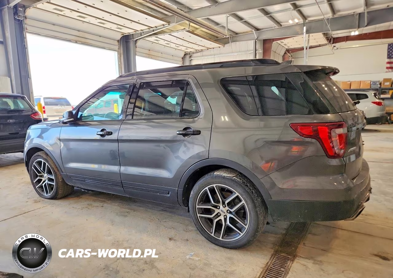 2016 Ford Explorer Sport VIN:1FM5K8GT9GGB05504 - 2
