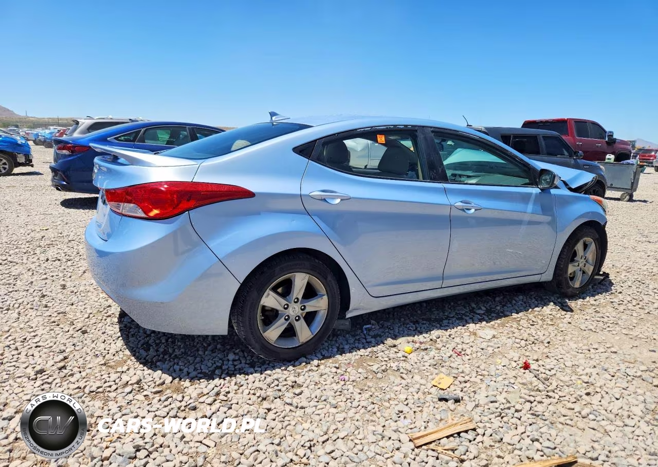 2013 Hyundai Elantra Gls VIN:KMHDH4AE9DU848092 - 3
