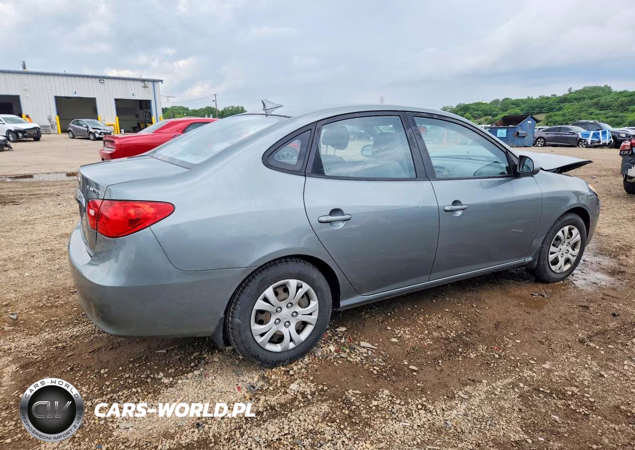 2010 Hyundai Elantra Gls VIN:KMHDU4AD3AU939745 - 3