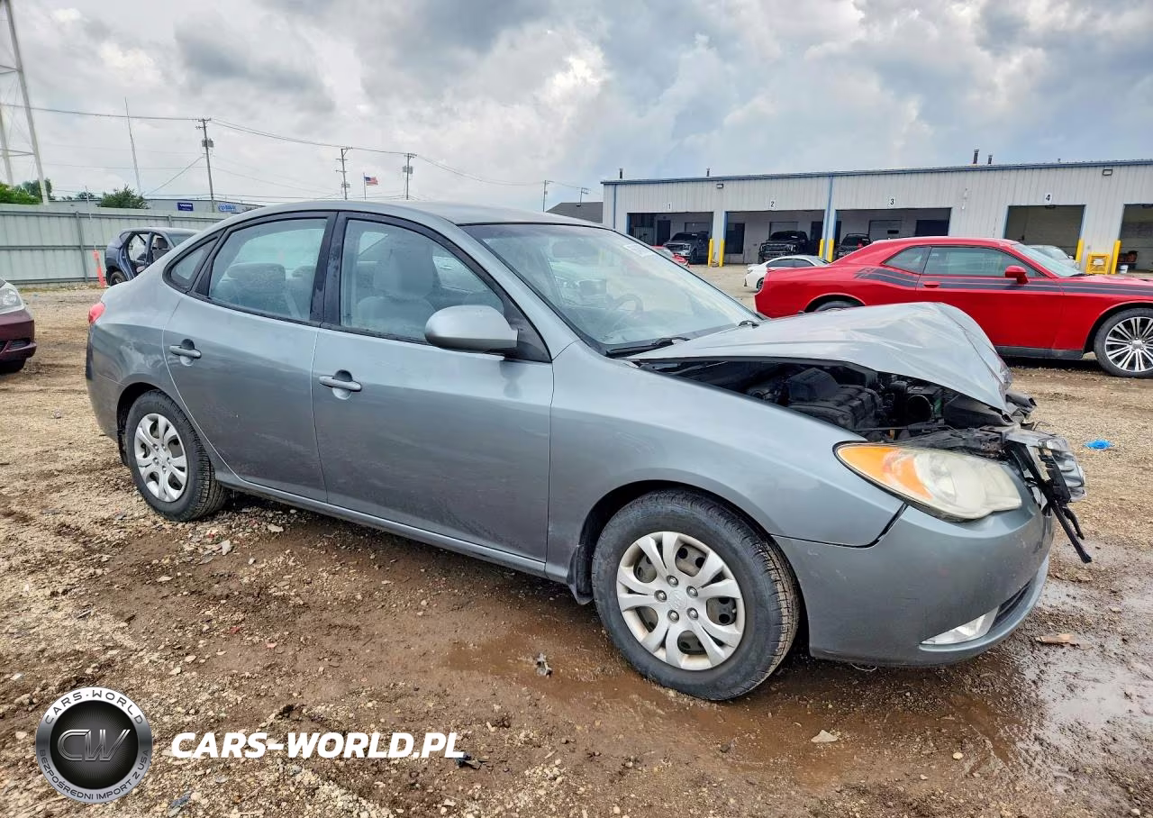 2010 Hyundai Elantra Gls VIN:KMHDU4AD3AU939745 - 4