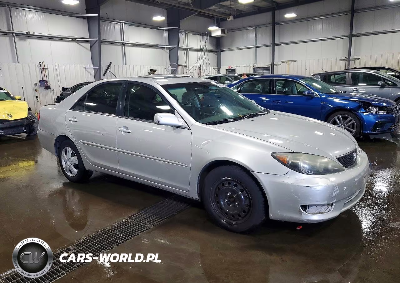 2005 Toyota Camry Se VIN:4T1BE32KX5U551087 - 4