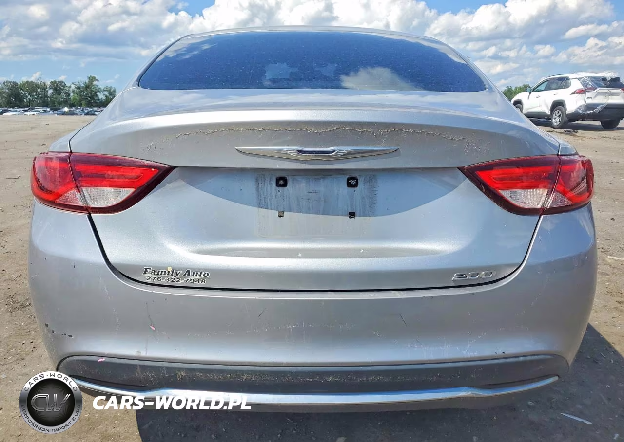 2015 Chrysler 200 Limited VIN:1C3CCCAB0FN677569 - 6