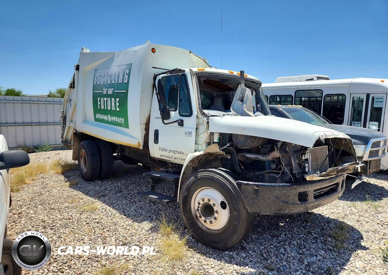 2002 International Ma025 Refuse Truck