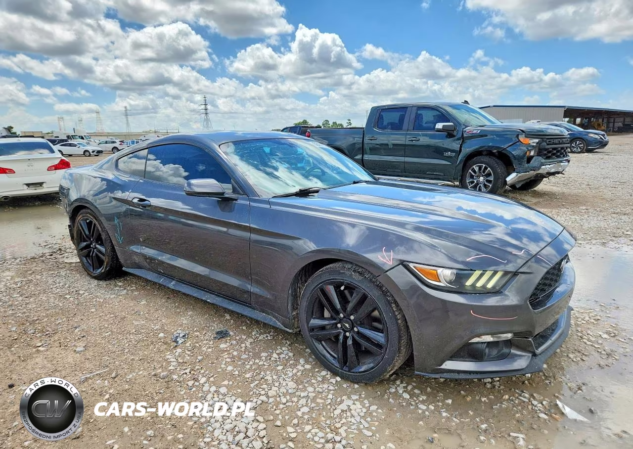 2017 Ford Mustang VIN:1FA6P8TH0H5286684 - 4