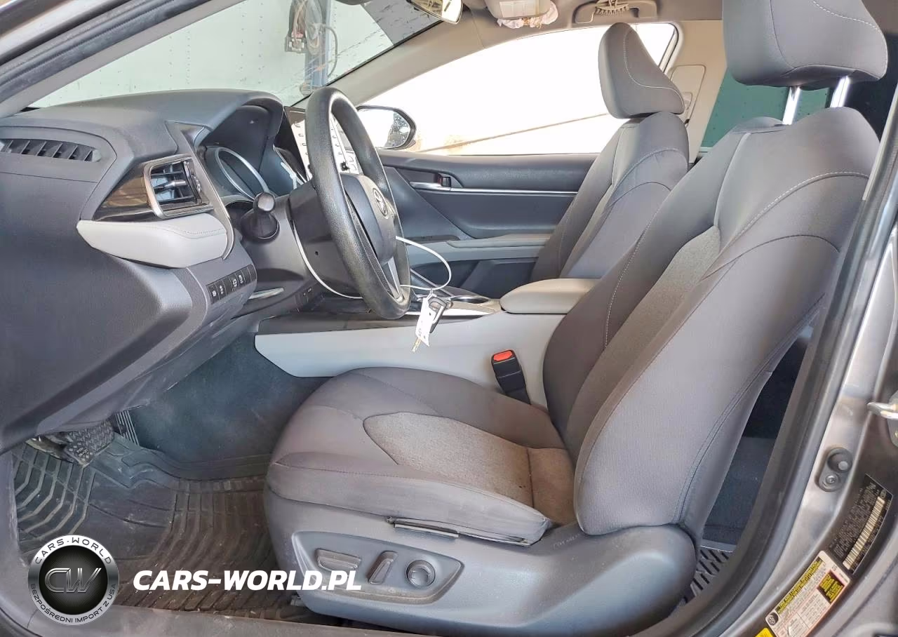 2021 Toyota Camry Le VIN:4T1C11AK9MU590516 - 7