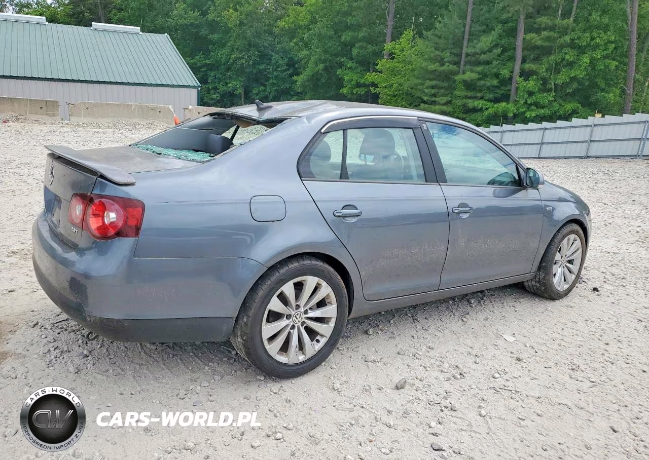 2008 Volkswagen Jetta Wolfsburg VIN:3VWRJ71K58M181762 - 3