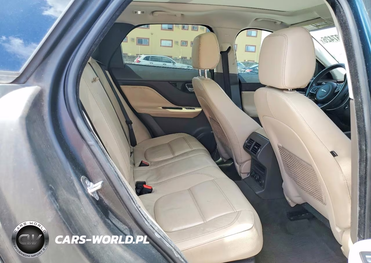 2017 Jaguar F-Pace Prestige VIN:SADCK2BV9HA088634 - 10