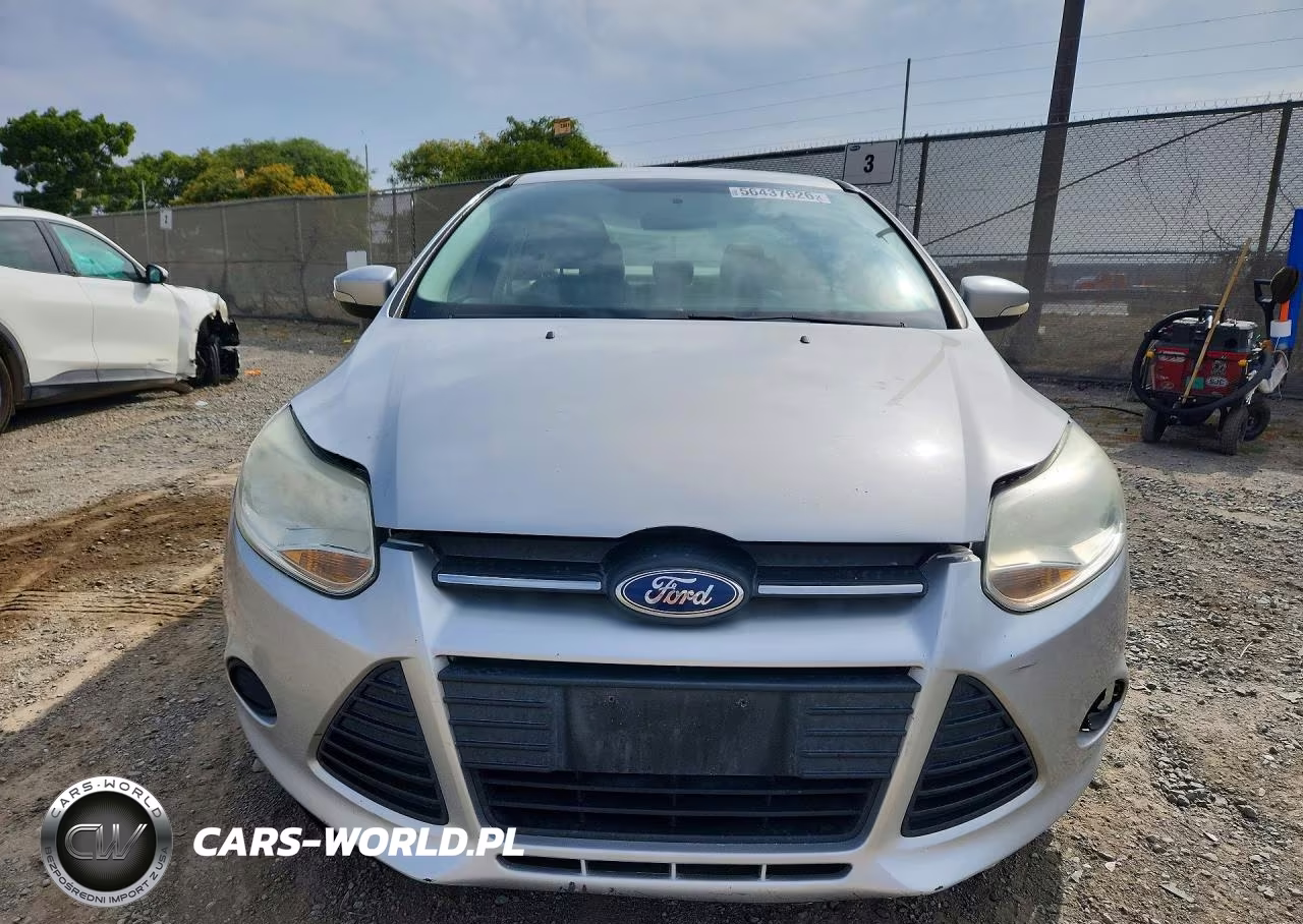 2013 Ford Focus Se VIN:1FADP3F28DL373398 - 5