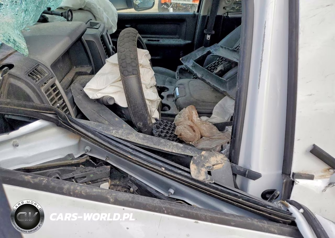 2018 Ram 3500 VIN:3C7WRSCL2JG362350 - 7