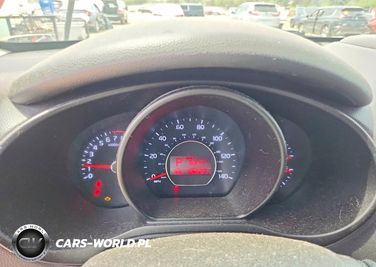 2016 Kia Soul + VIN:KNDJP3A51G7817894 - 9
