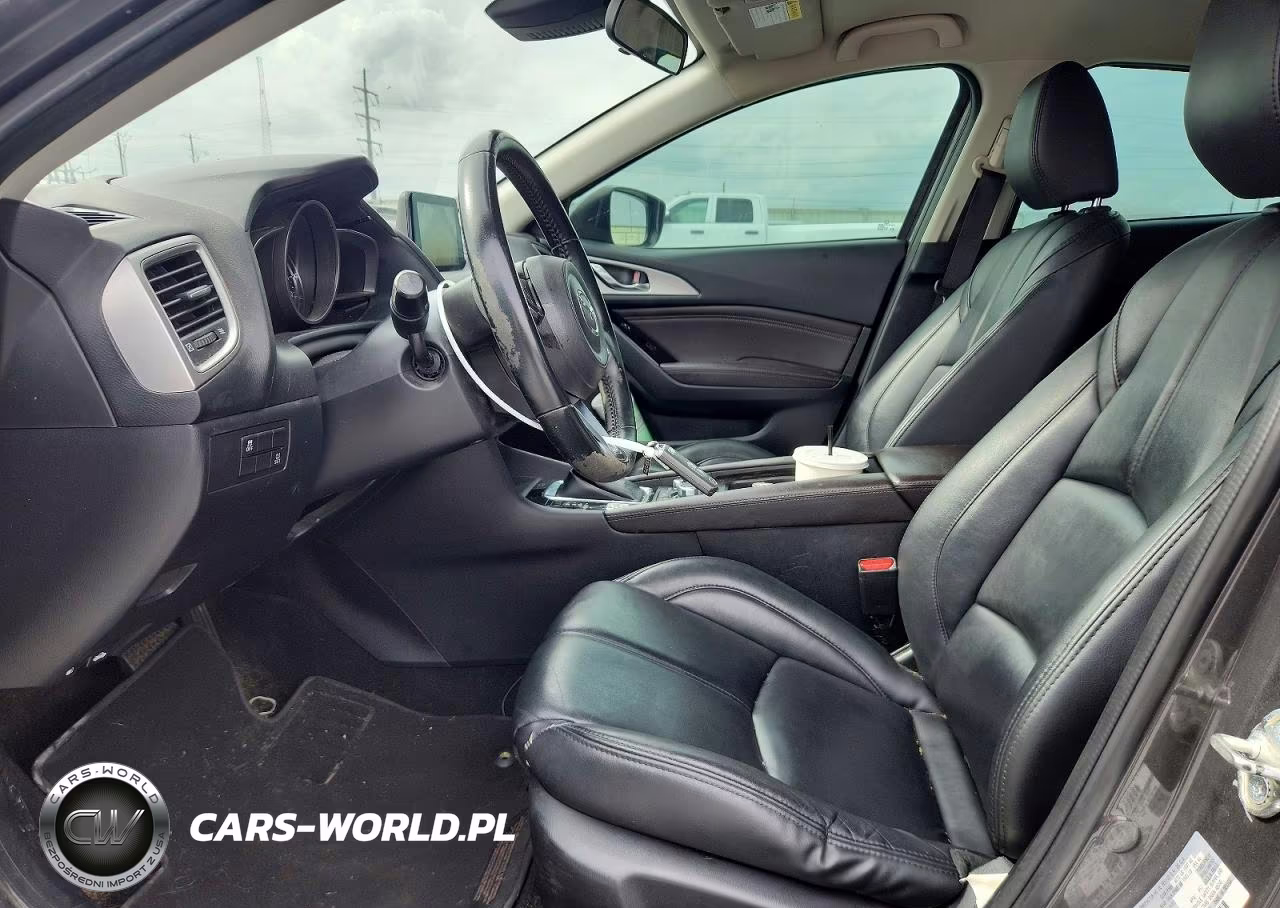 2018 Mazda 3 Touring VIN:3MZBN1L30JM180100 - 7