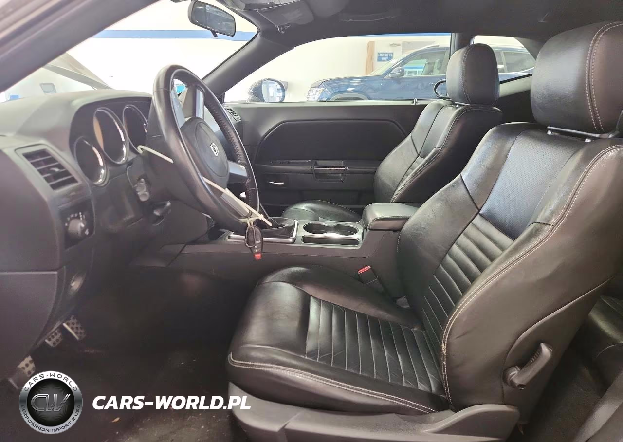 2010 Dodge Challenger VIN:2B3CJ5DT1AH241253 - 7