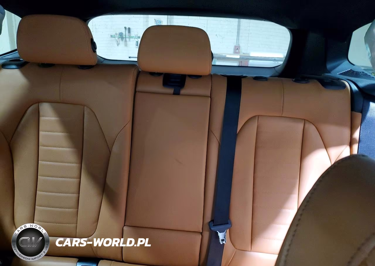 2019 BMW X3 xDrive30I VIN:5UXTR9C55KLP82228 - 10