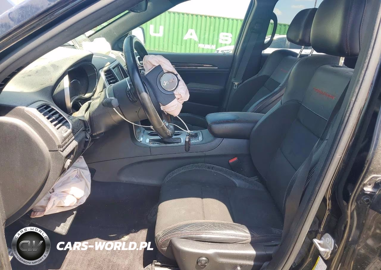 2018 Jeep Grand Cherokee Trailhawk VIN:1C4RJFLG1JC444407 - 7