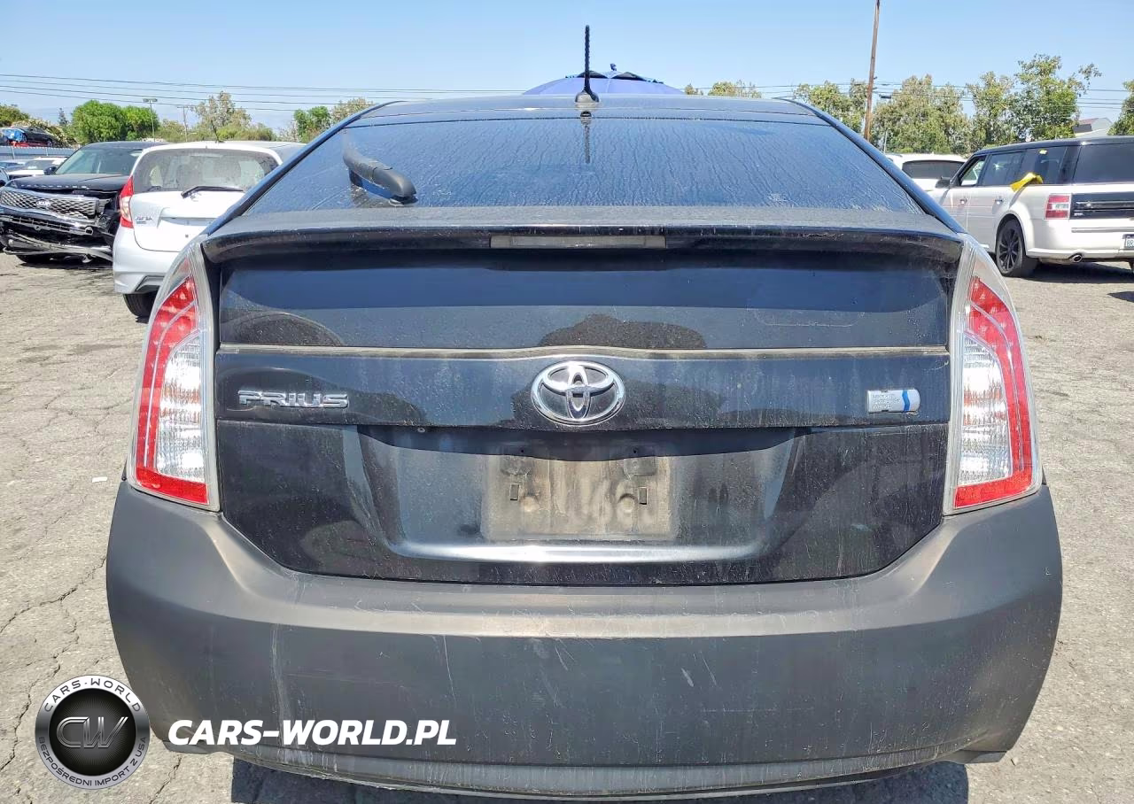 2012 Toyota Prius Three VIN:JTDKN3DU2C1522510 - 6