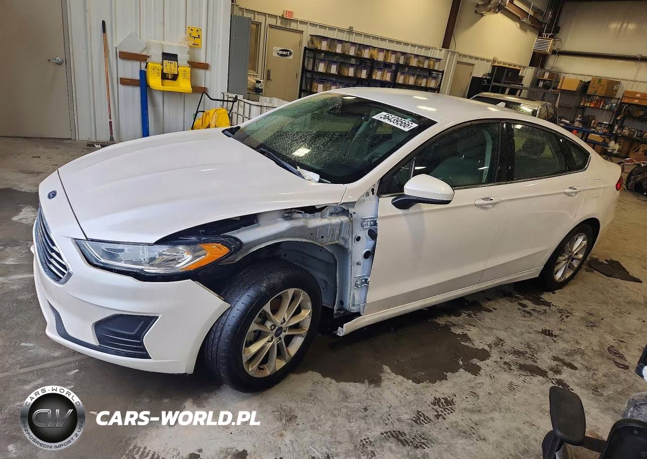 2019 Ford Fusion Se – zdjęcie 1 z 12