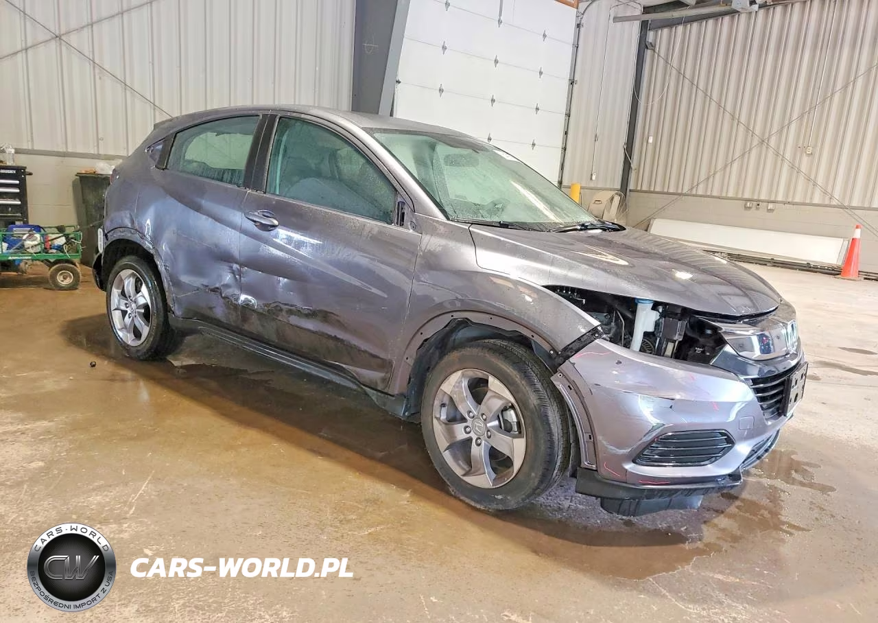 2020 Honda Hr-V Lx VIN:3CZRU6H3XLM724898 - 4