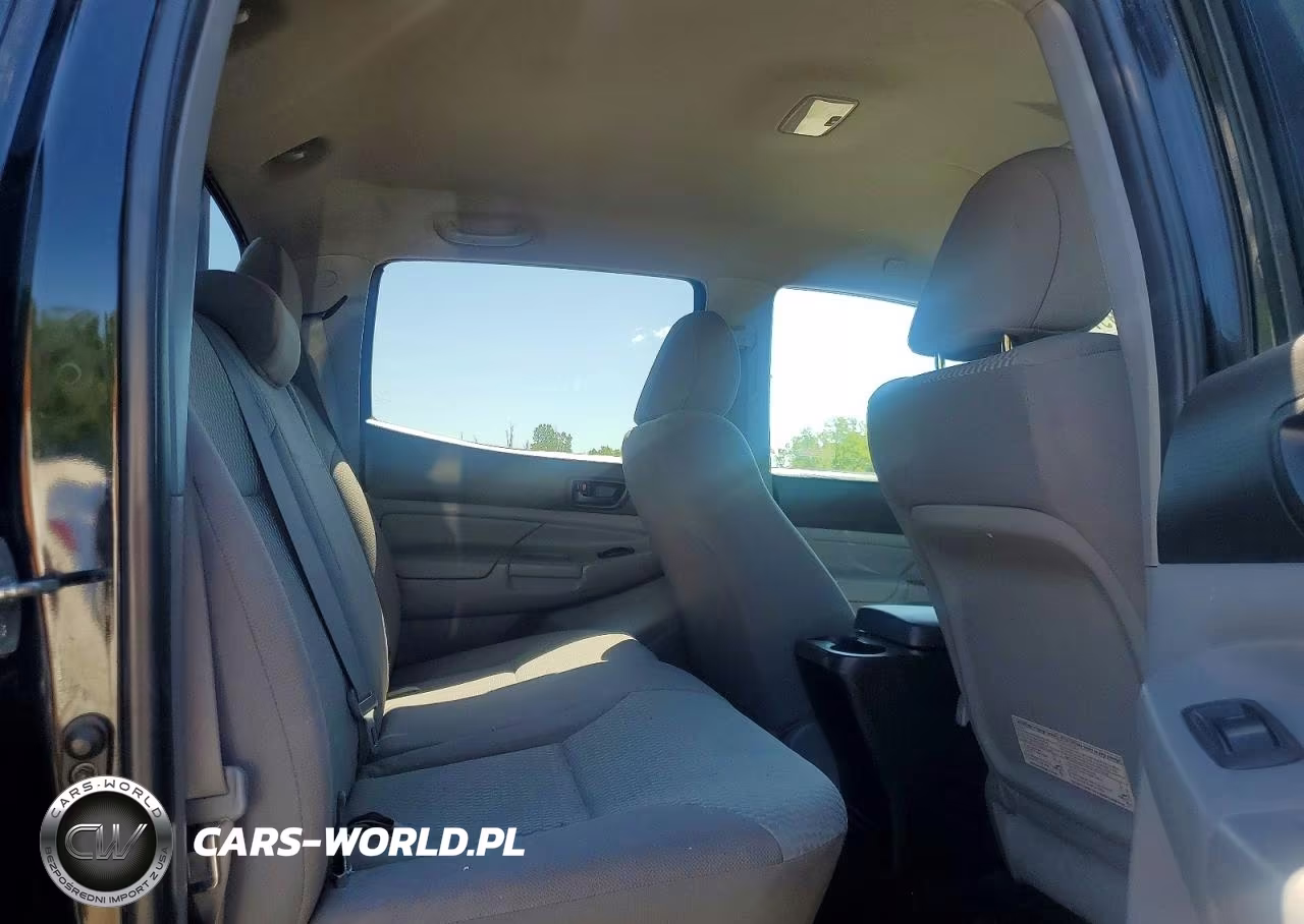 2013 Toyota Tacoma Double Cab VIN:3TMLU4EN9DM128477 - 10