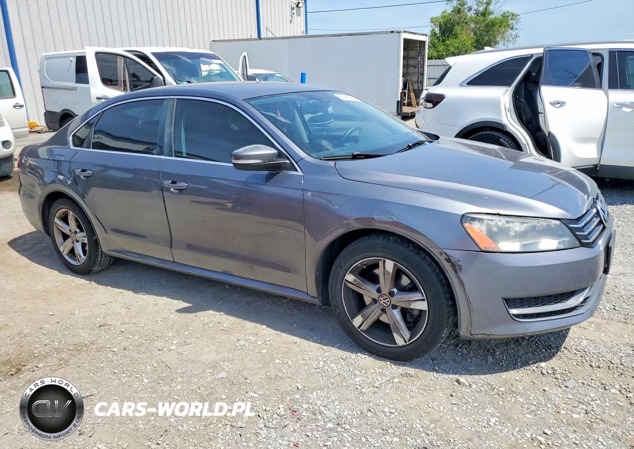 2013 Volkswagen Passat Se VIN:1VWBH7A33DC129189 - 4